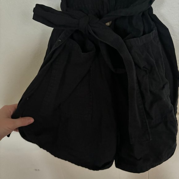 Urban Outfitters | Short jumpsuit with pockets - Picture 3 of 4
